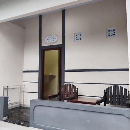 Hotel Lestari Gilimanuk Zewnętrze zdjęcie