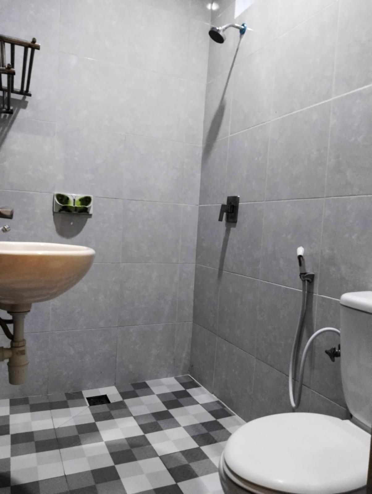 Hotel Lestari Gilimanuk Zewnętrze zdjęcie