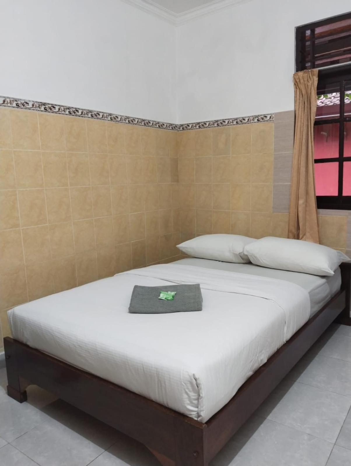 Hotel Lestari Gilimanuk Zewnętrze zdjęcie