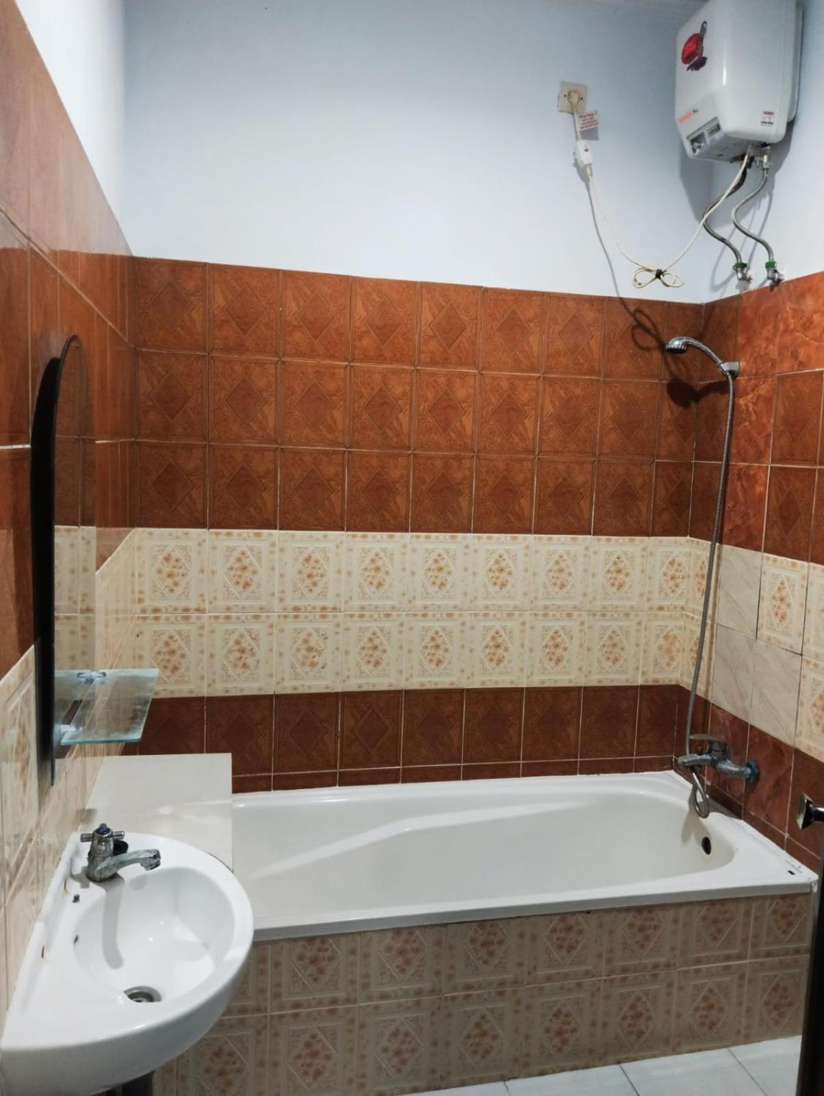 Hotel Lestari Gilimanuk Zewnętrze zdjęcie